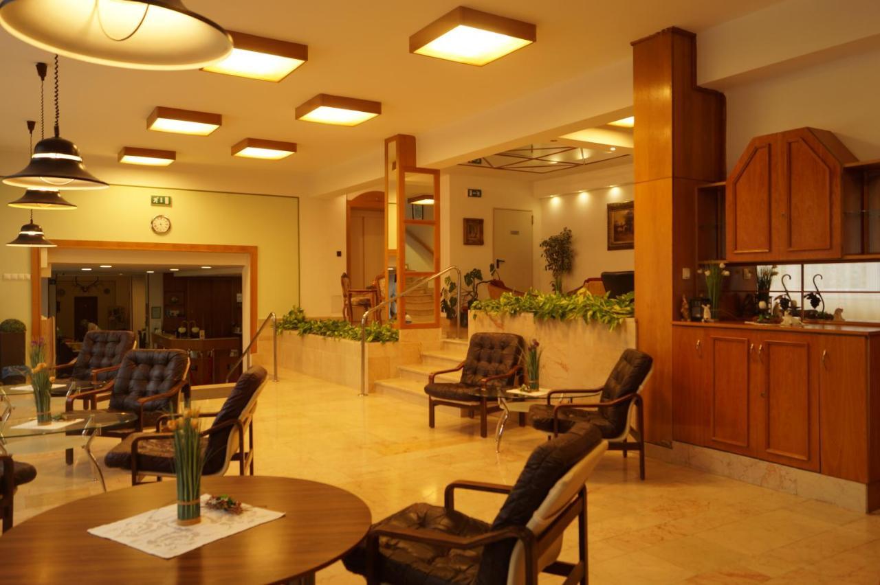Hotel Komfort Platan